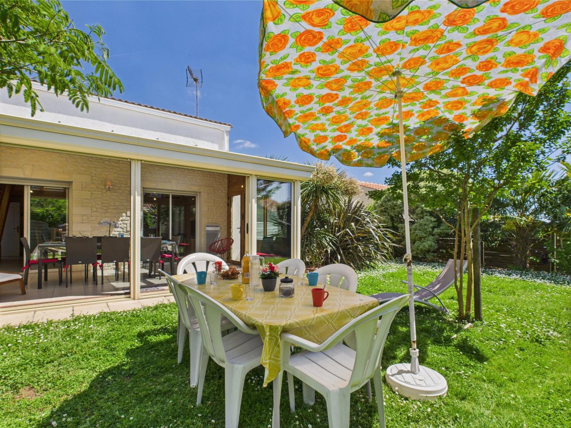 Maison Pour 8 - 5Min De La Plage - Jardin & Veranda Longeville-sur-Mer Exterior photo
